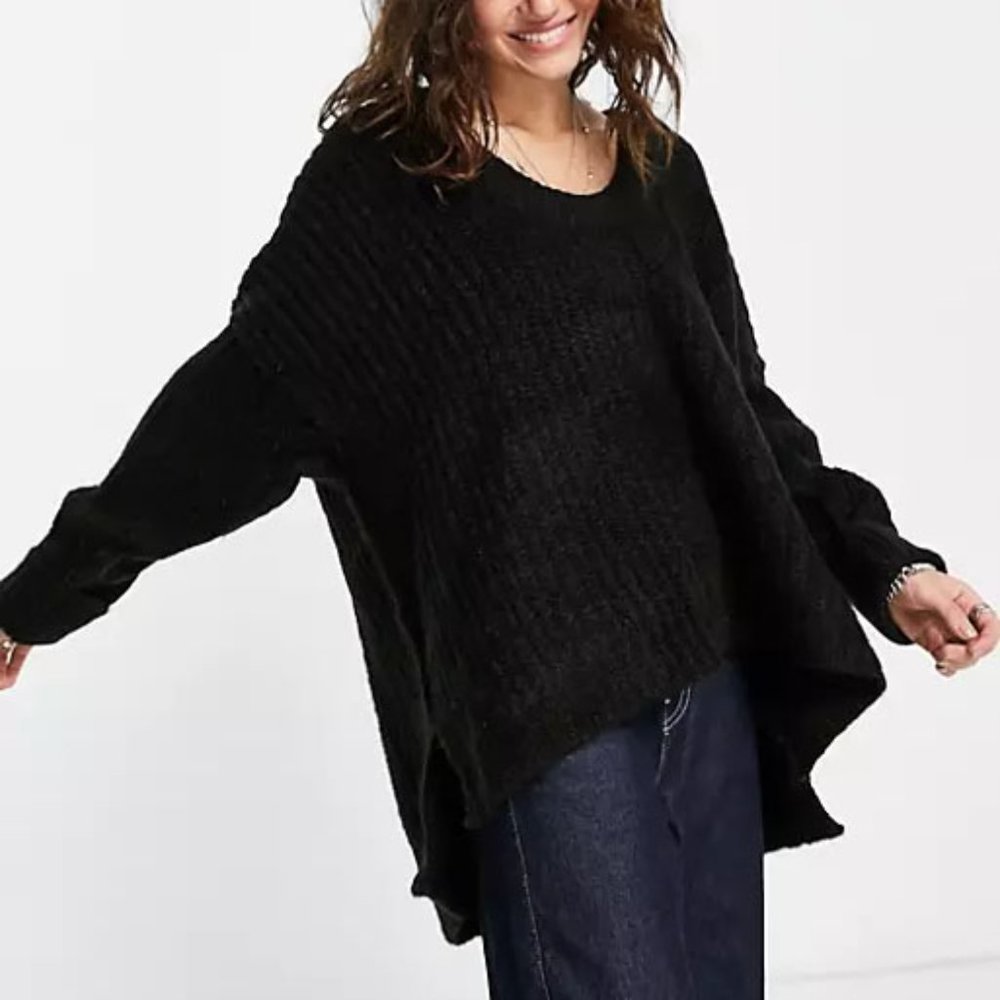 NEW Free People Blue Bell U V Neck Oversize Slouchy Tunic Sweater Black $128 S - Picture 8 of 10